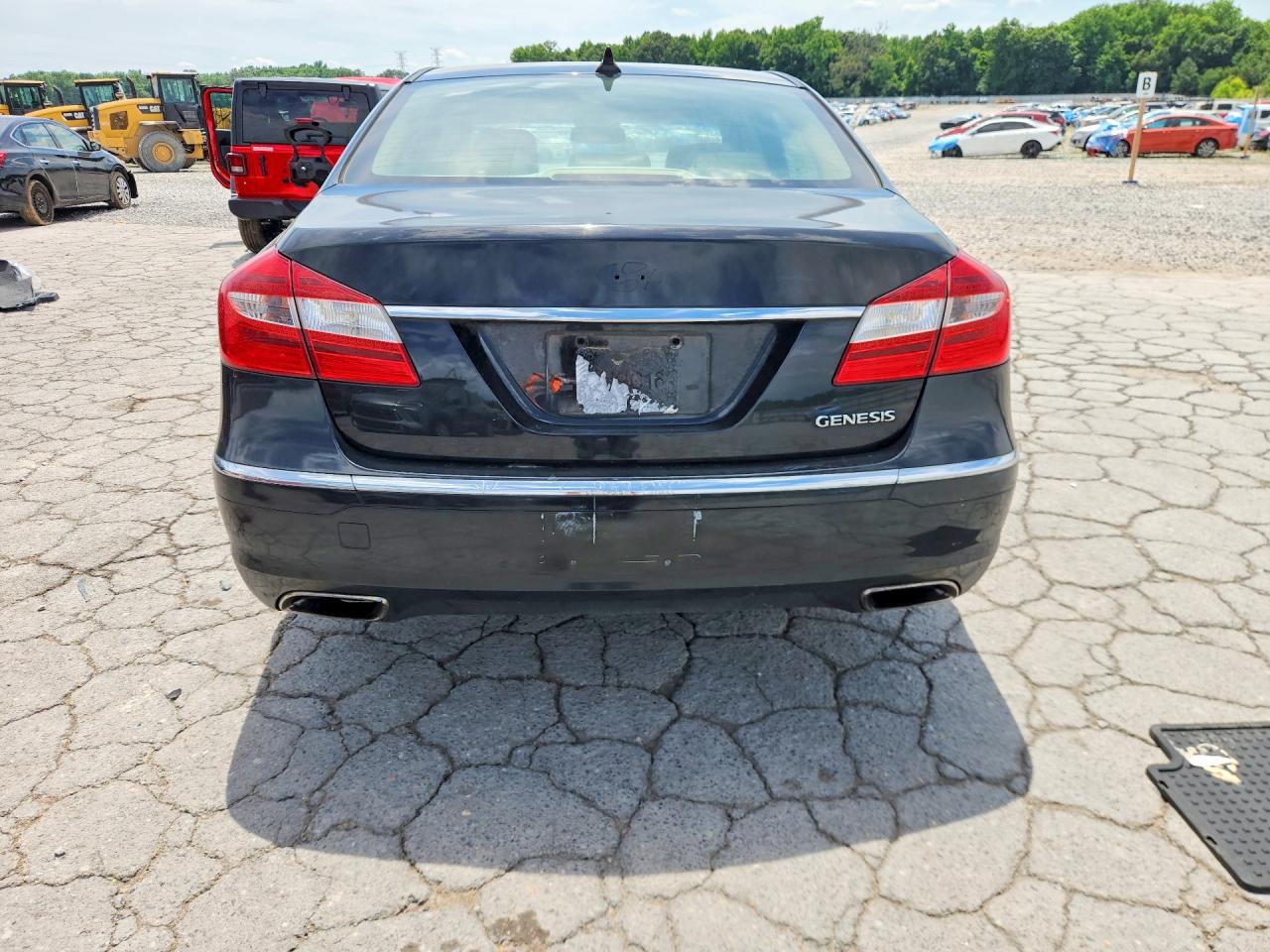 Hyundai Genesis 3.8l