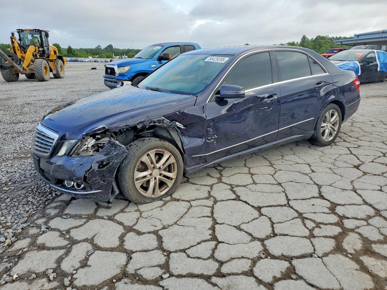 Salvage Mercedes-Benz E-Class Image