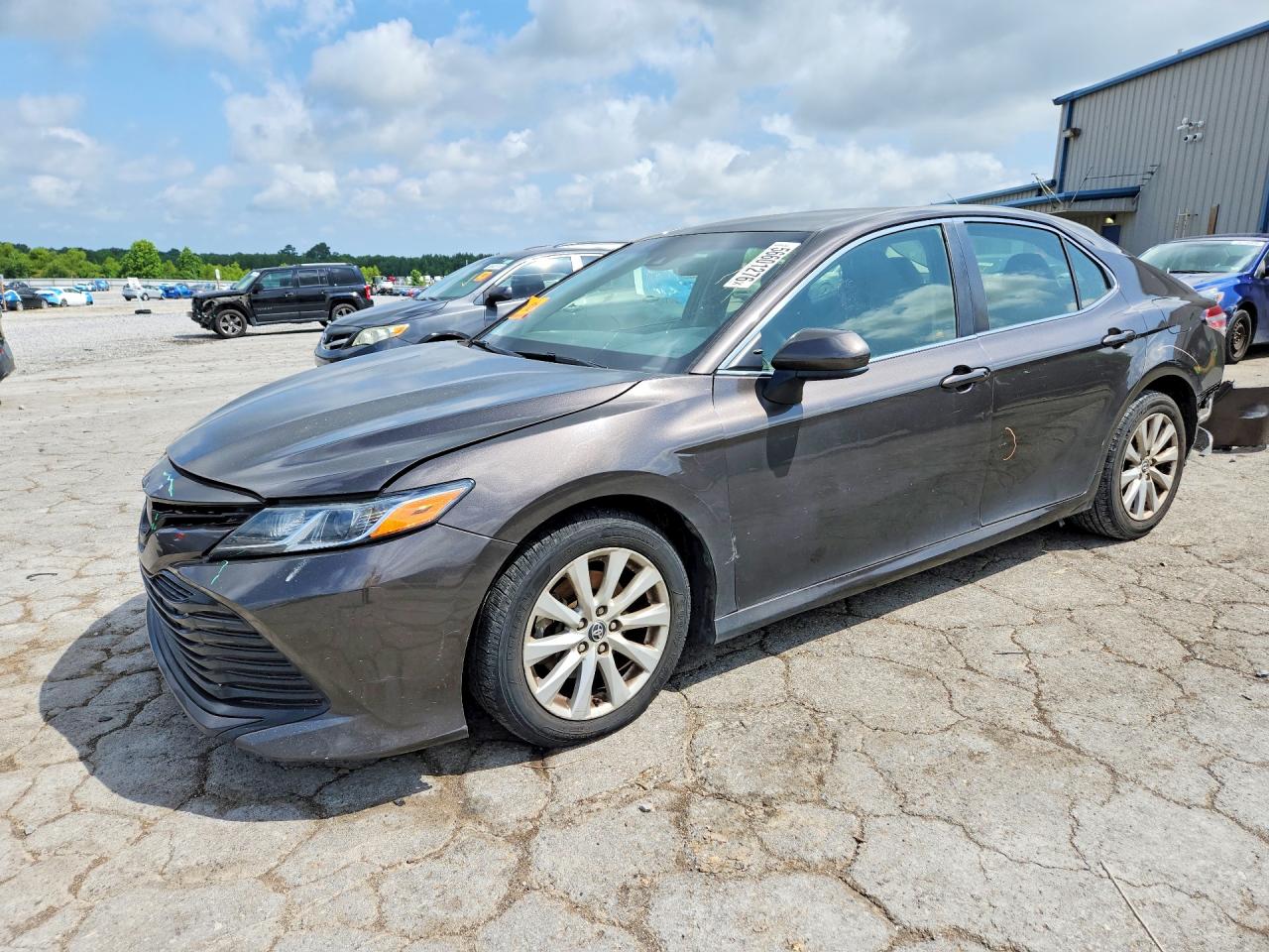 Salvage Toyota Camry Image