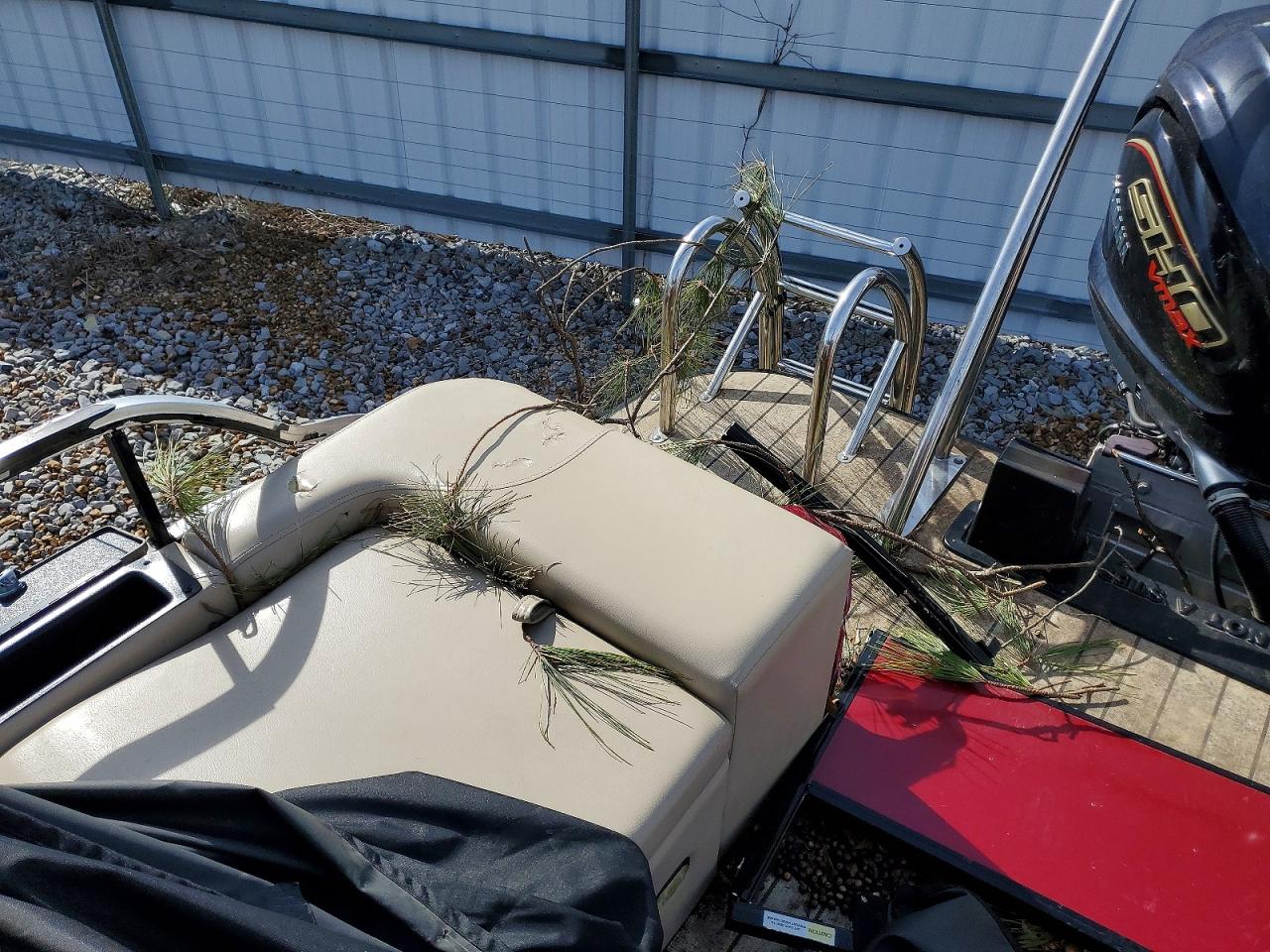 Sun Tracker Boat