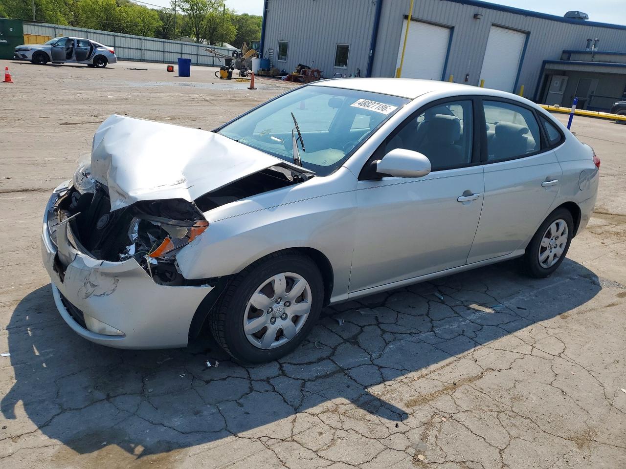 Salvage Hyundai ELANTRA Image