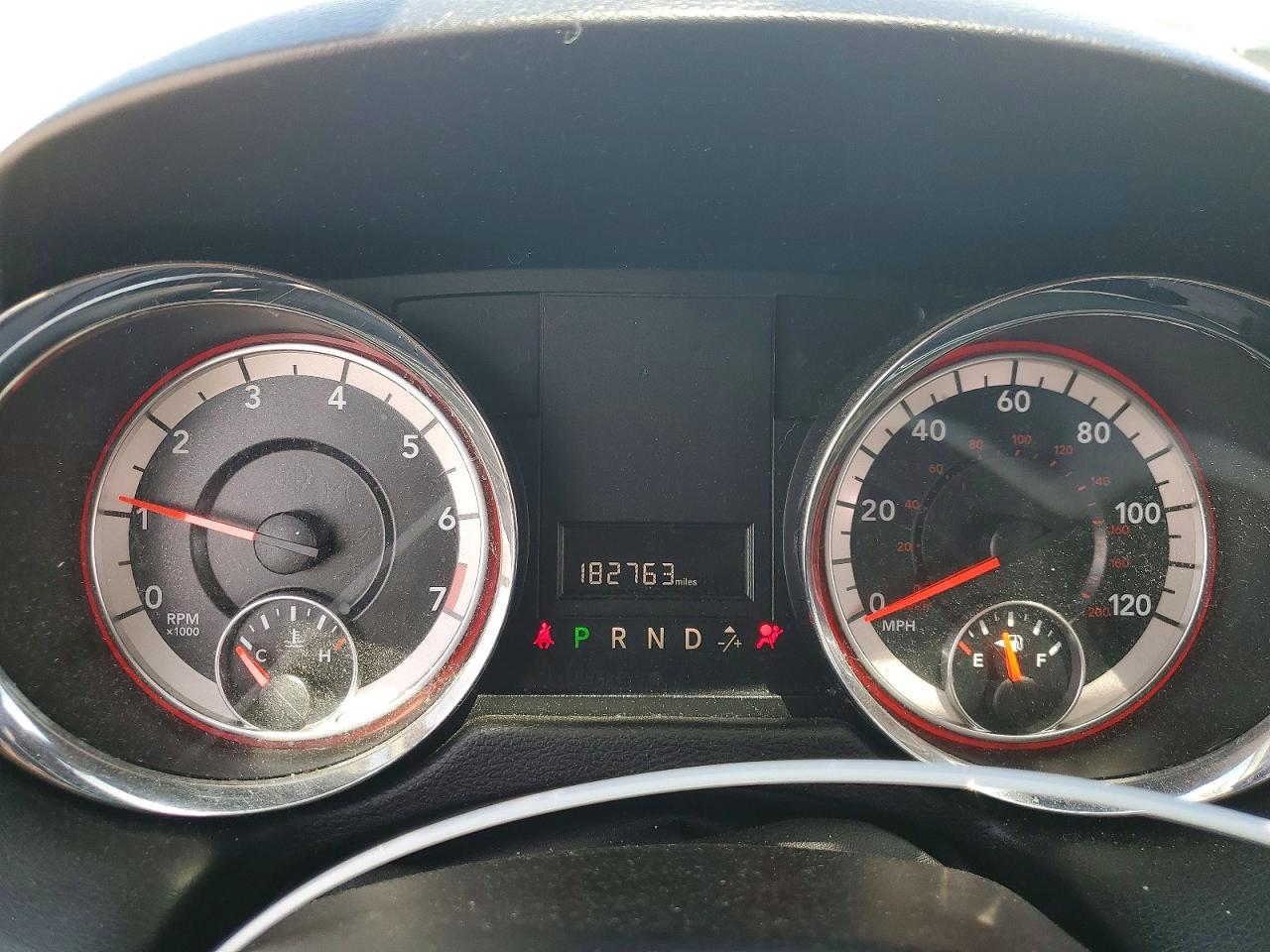 Dodge Caravan Sxt
