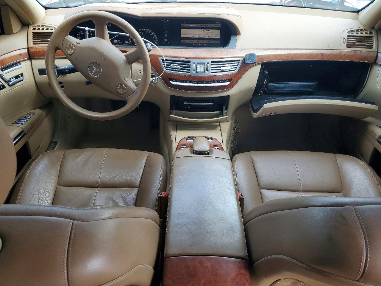 Mercedes-Benz S-Class 550