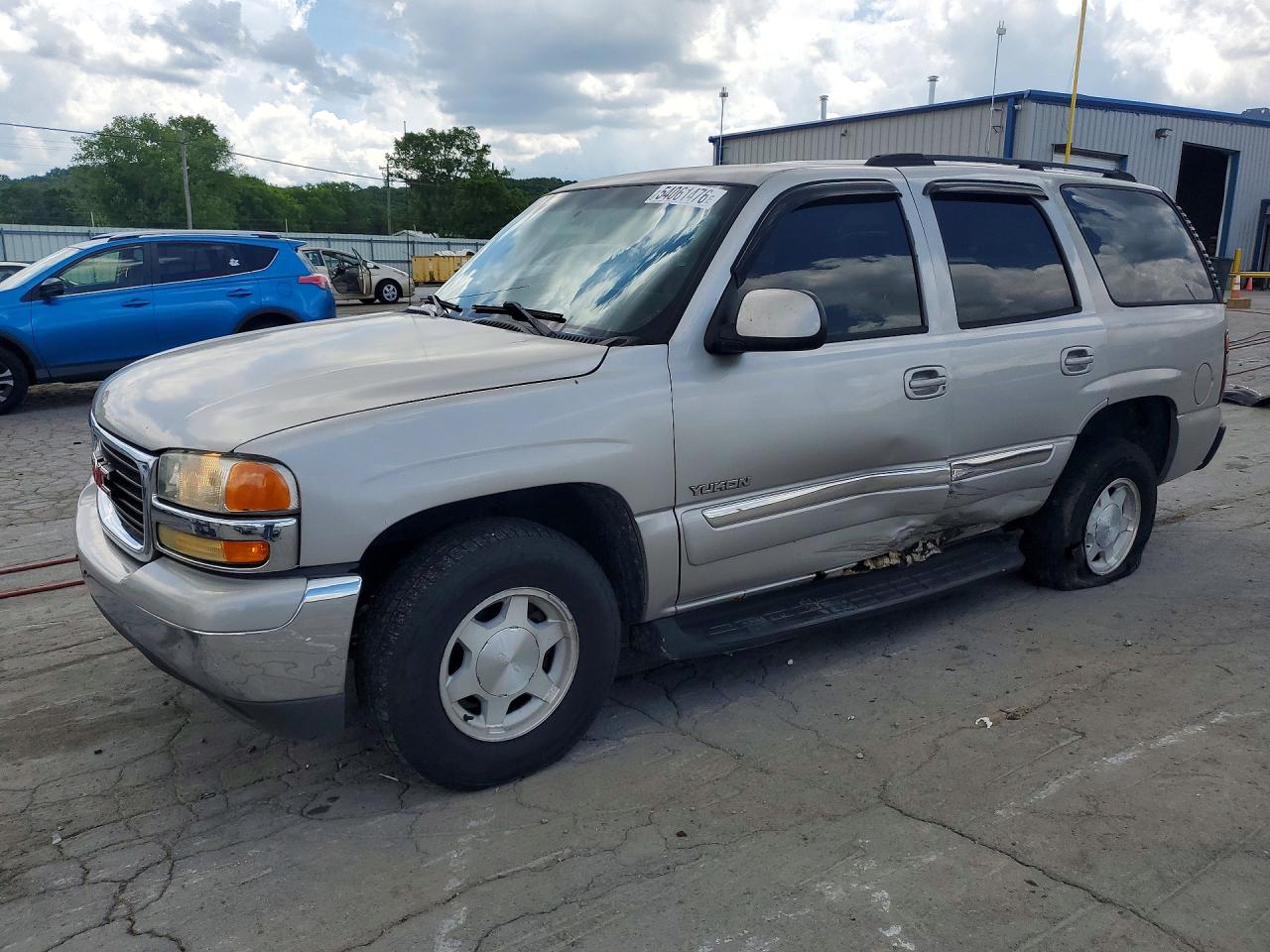 Salvage GMC Yukon Image