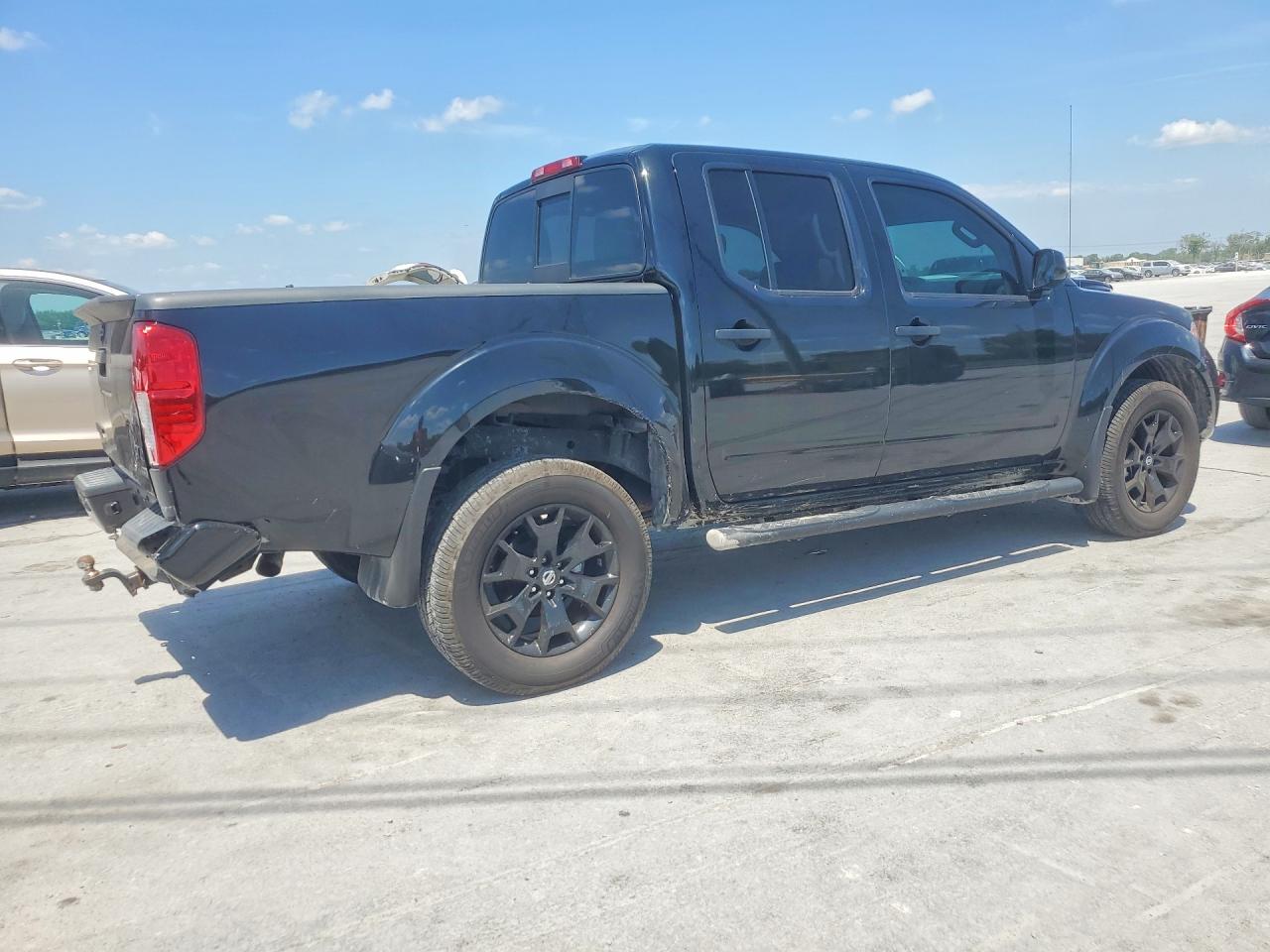 Nissan Frontier Sv