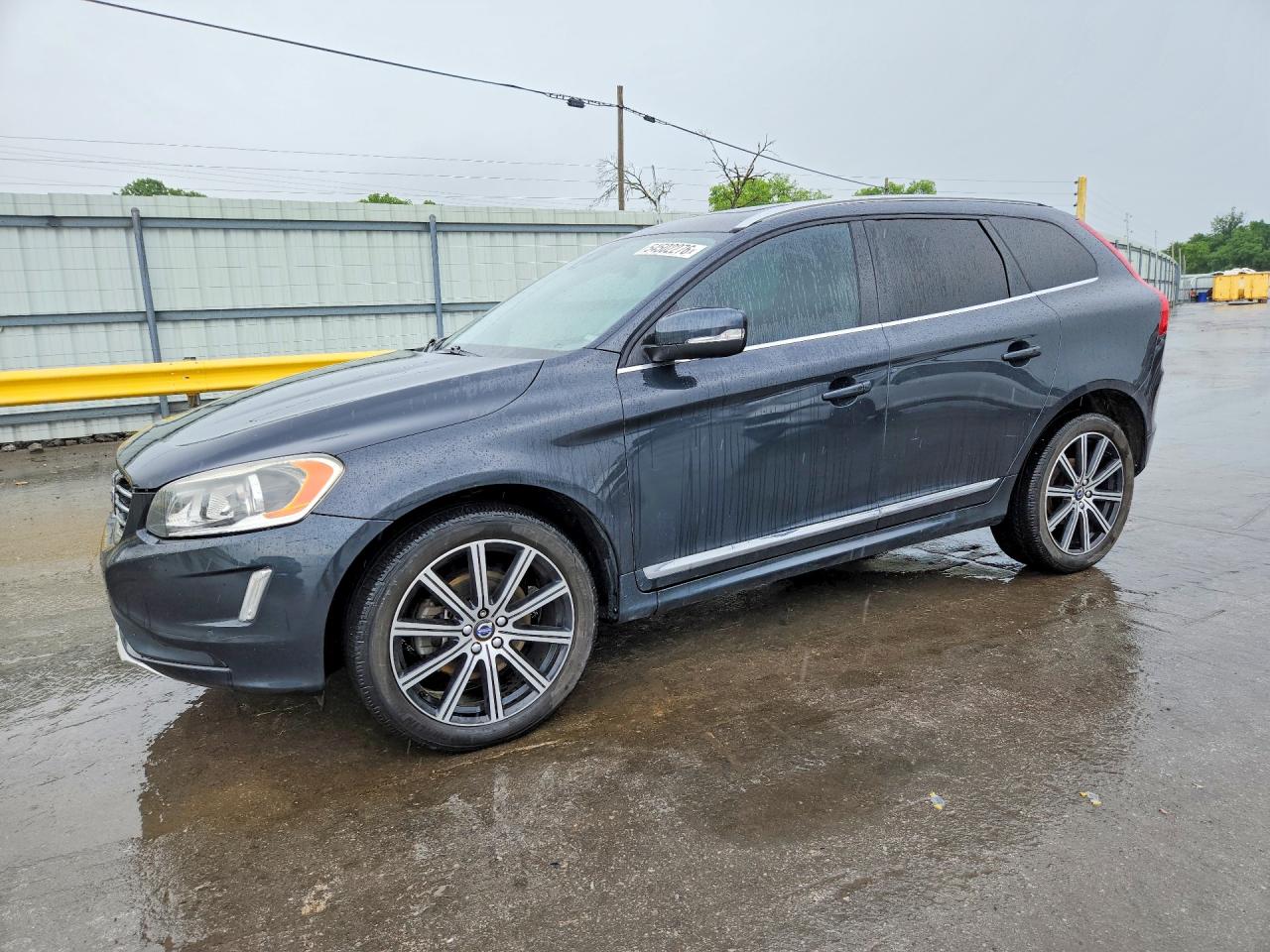 Salvage Volvo XC60 Image