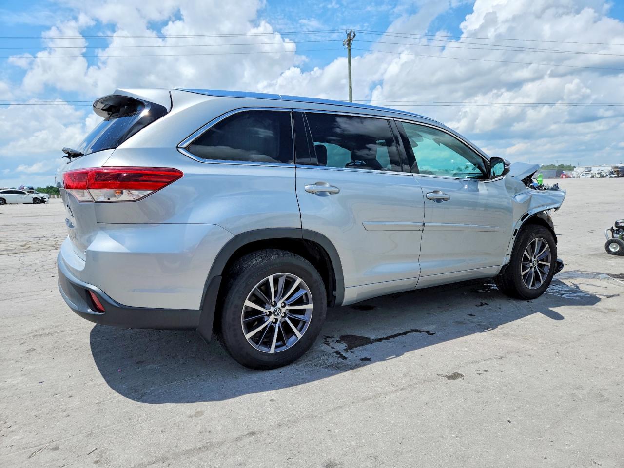 Toyota Highlander Xle