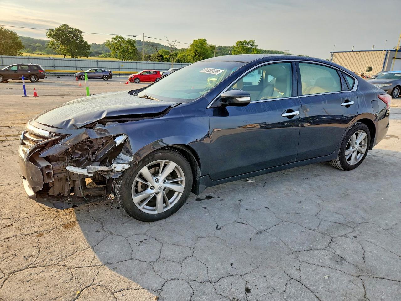 Salvage Nissan Altima Image