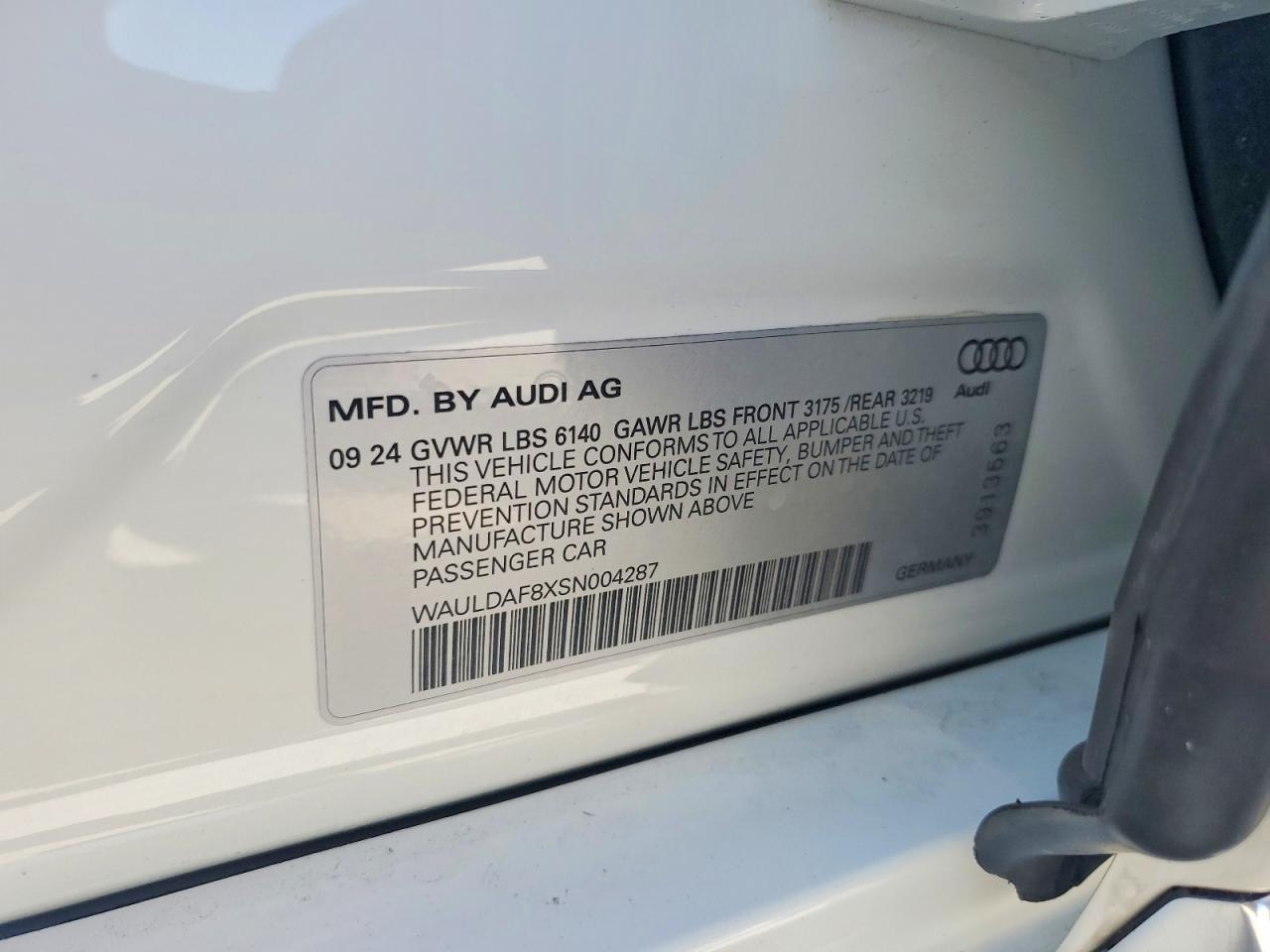 Audi A8 L