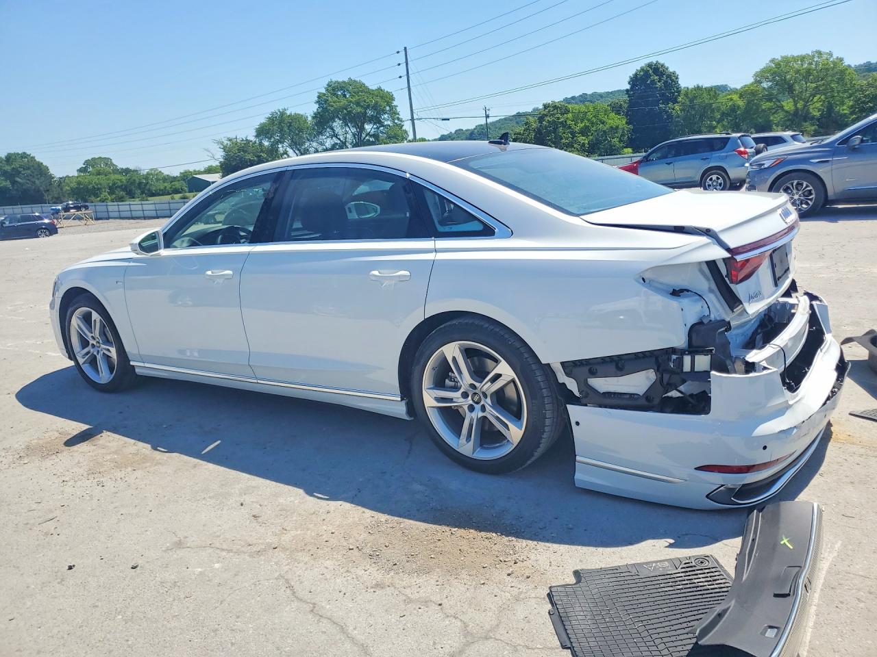 Audi A8 L