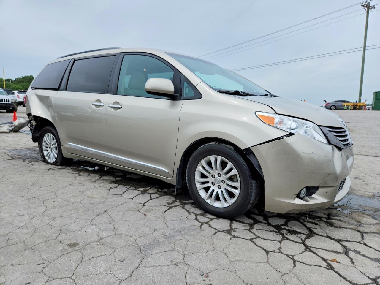 Toyota Sienna Xle Premium 8-passenger