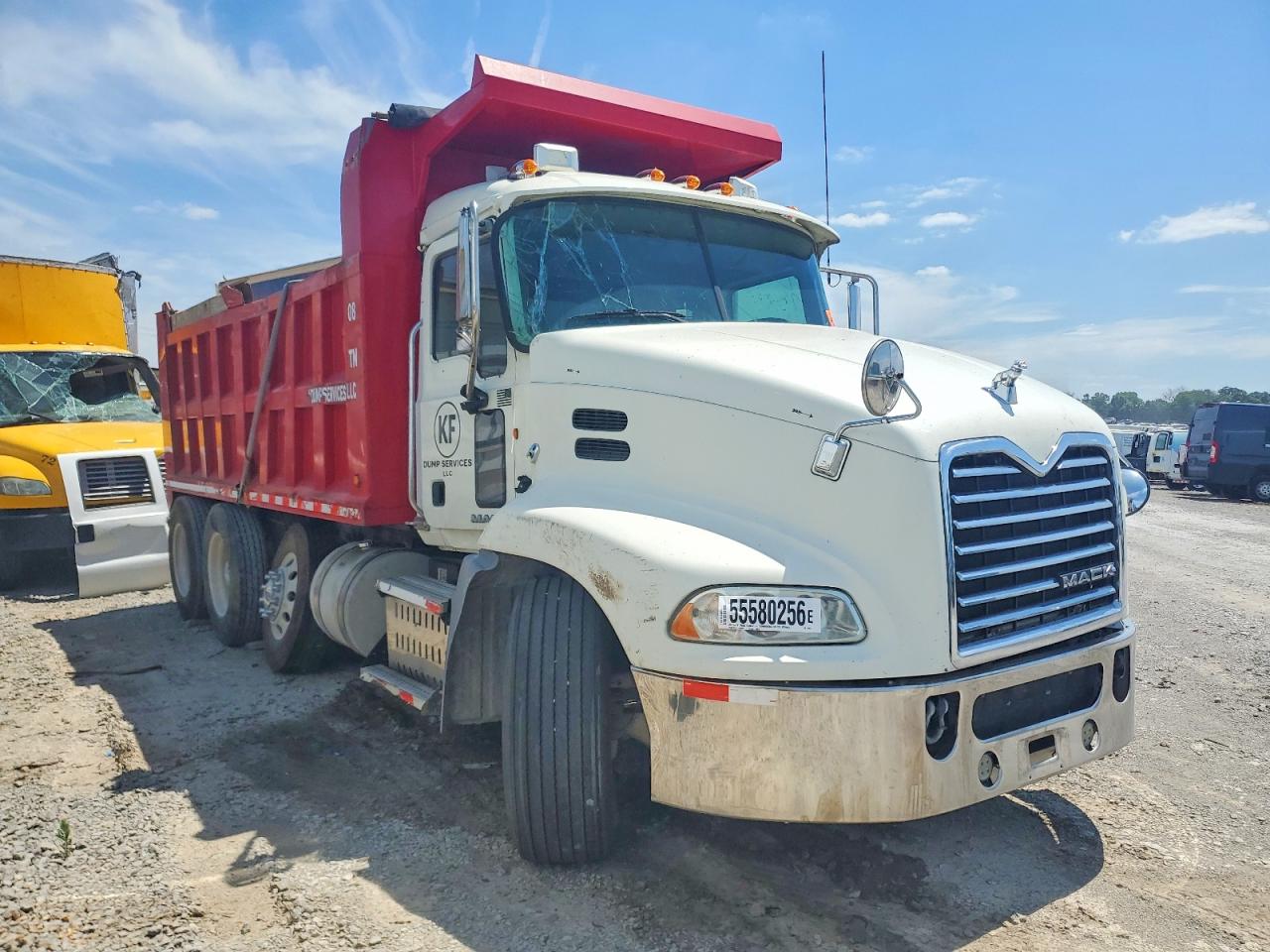 Salvage Mack 600 Image