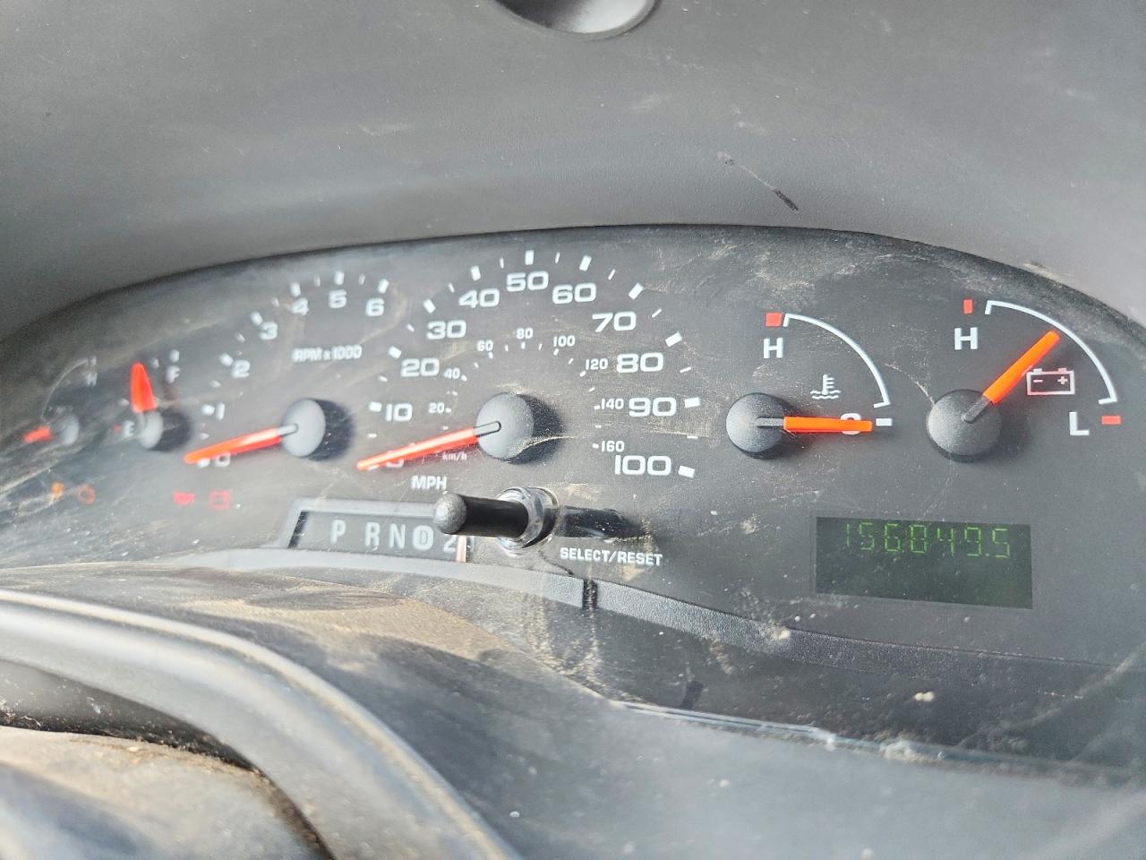 Ford Econoline E250 Van