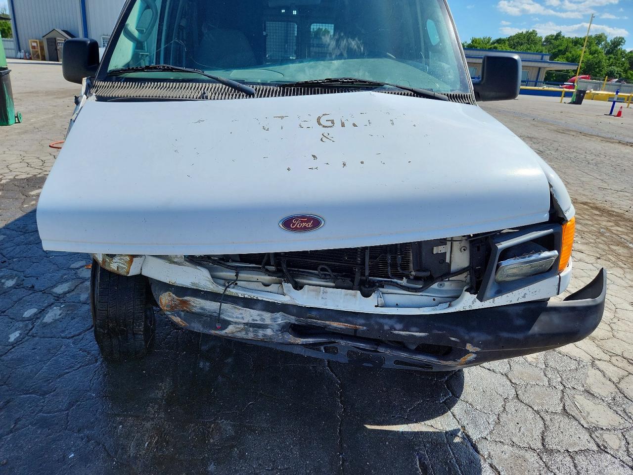 Ford Econoline E250 Van