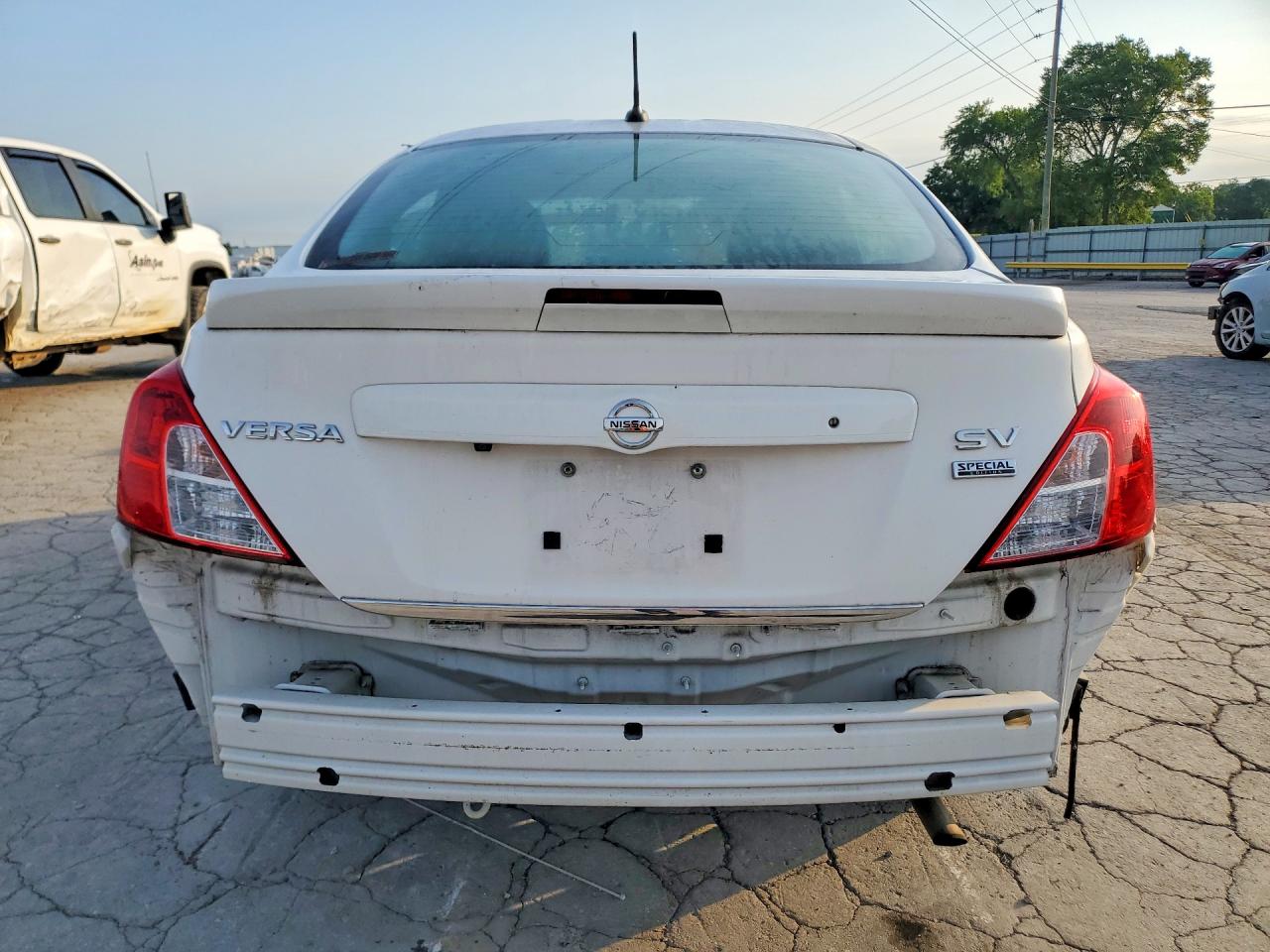Nissan Versa 1.6 S