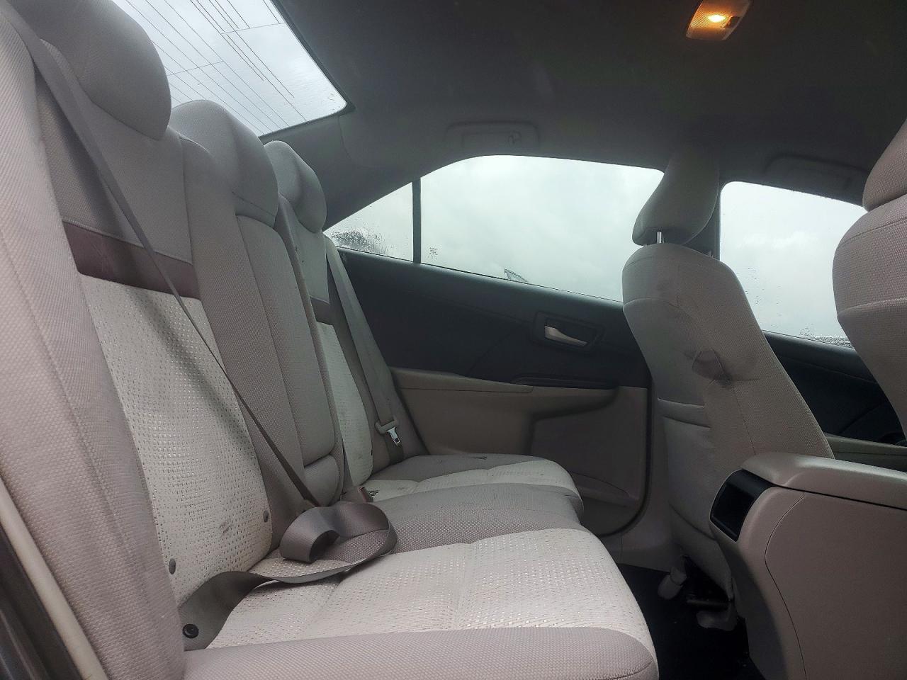 Toyota Camry Le