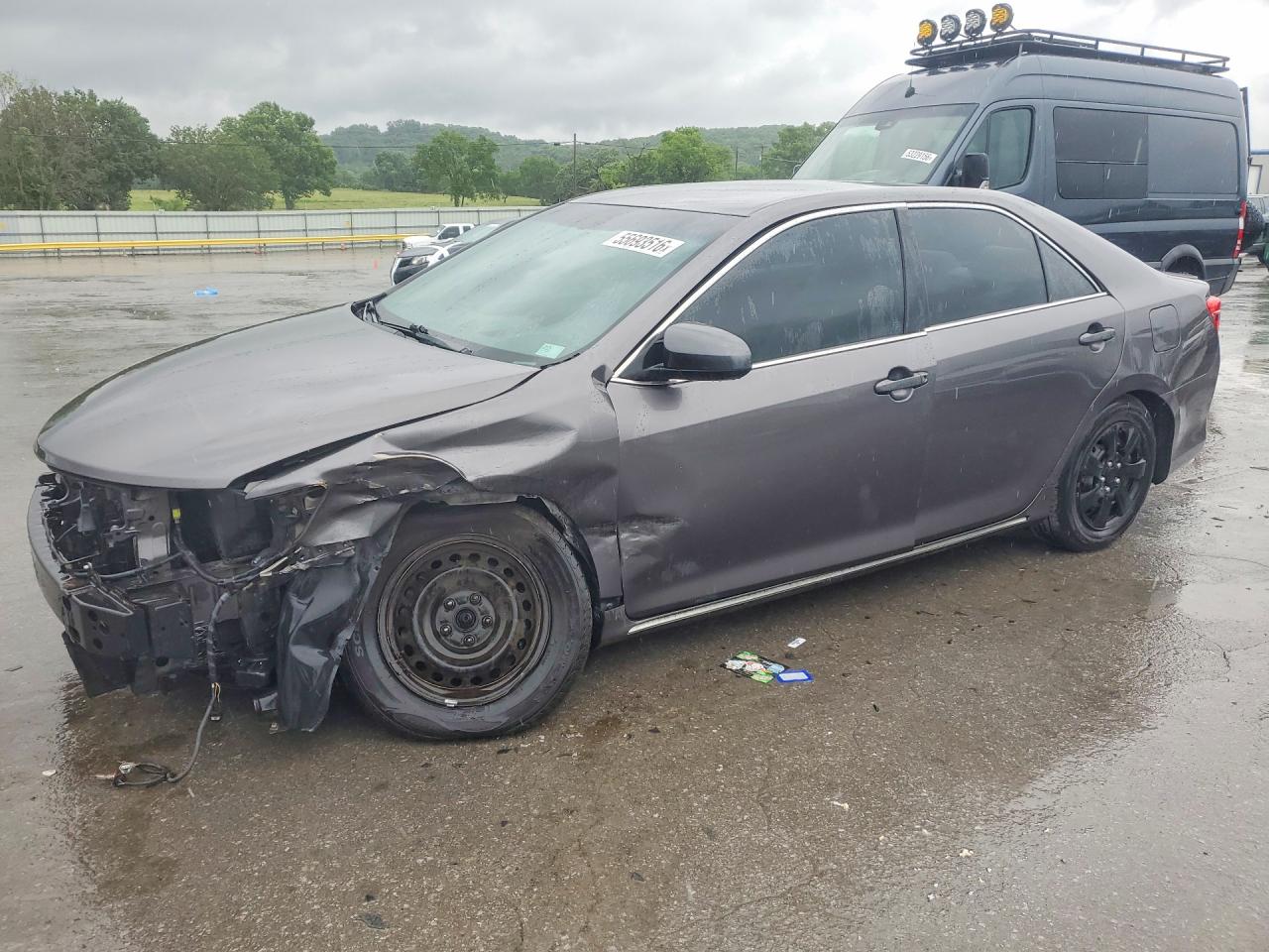 Salvage Toyota Camry Image