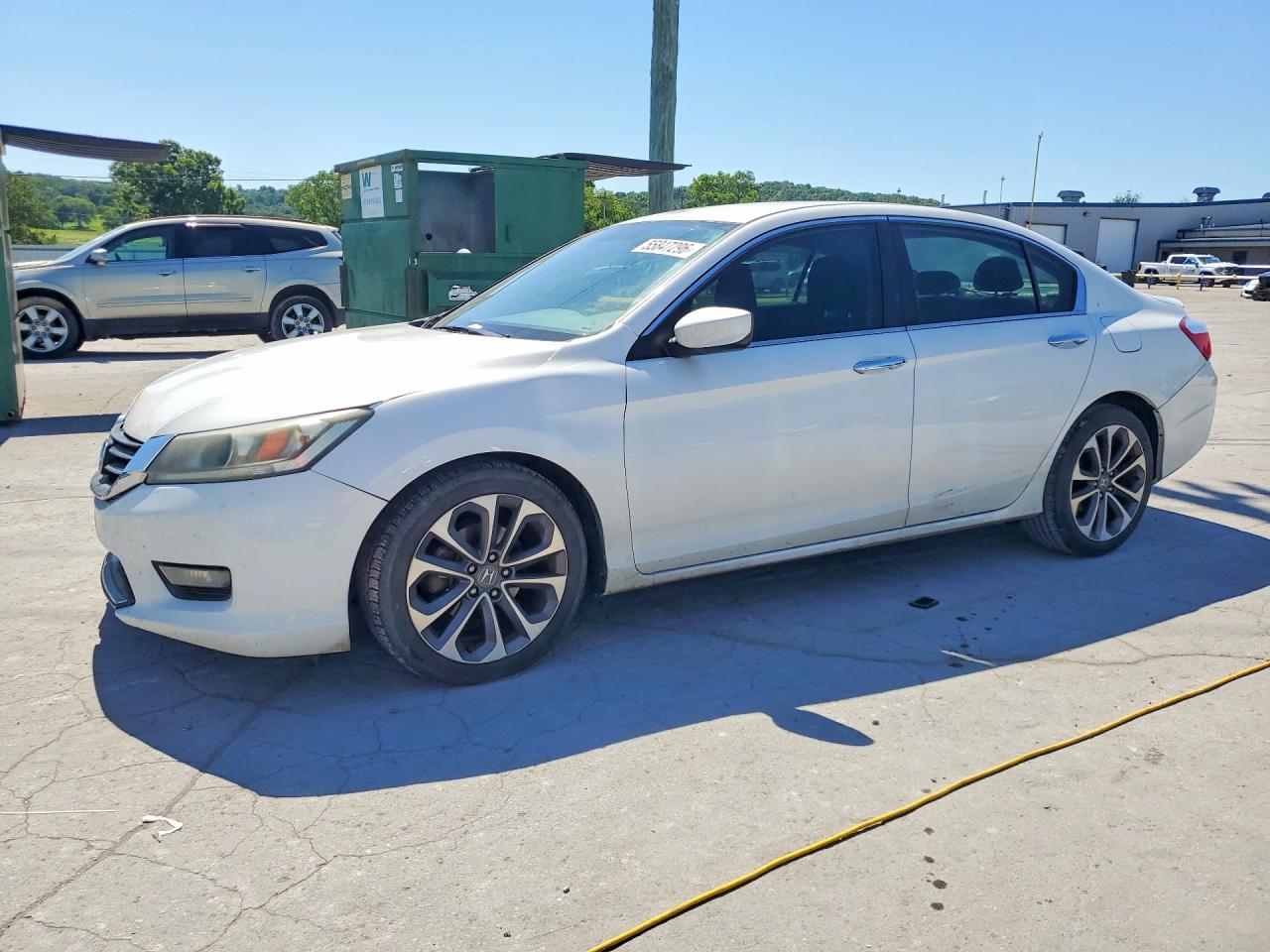 Salvage Honda Accord Image