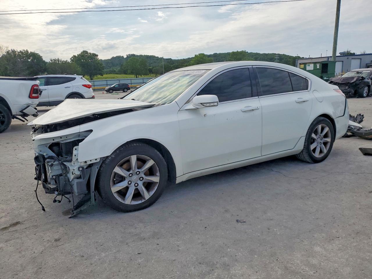 Salvage Acura TL Image
