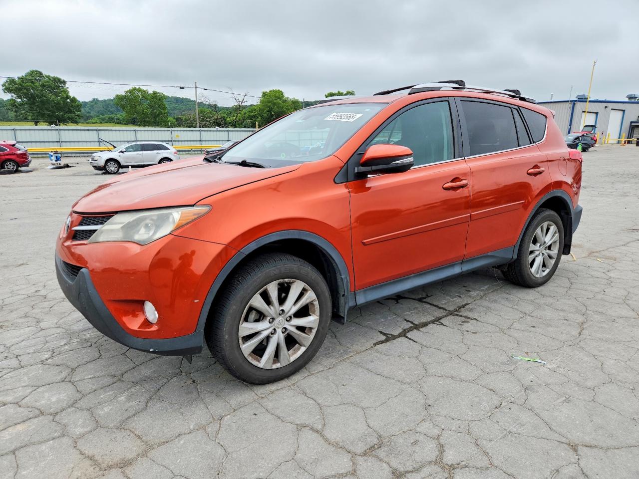 Salvage Toyota RAV4 Image