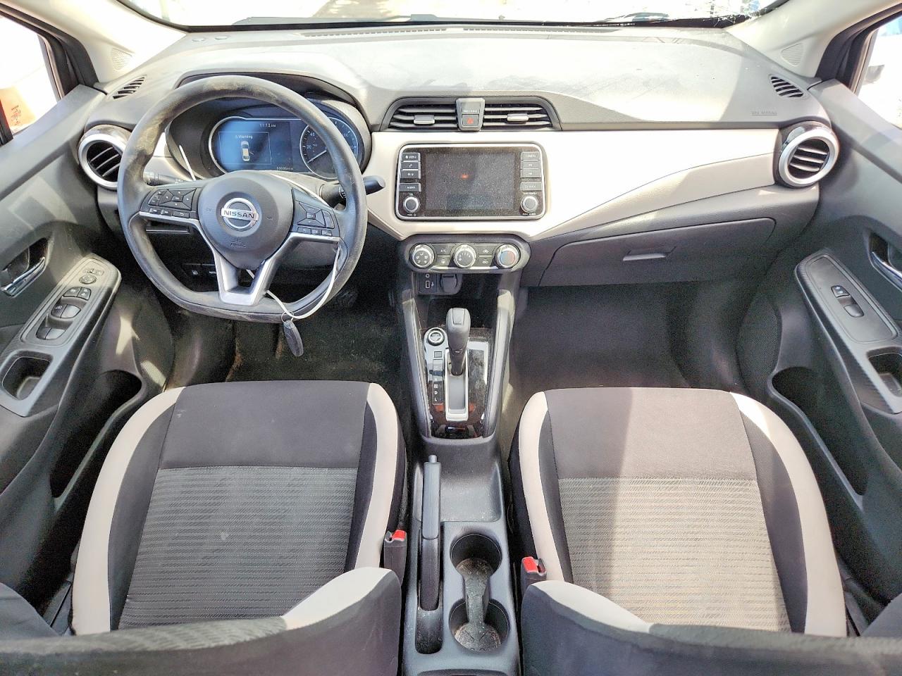 Nissan Versa Sv