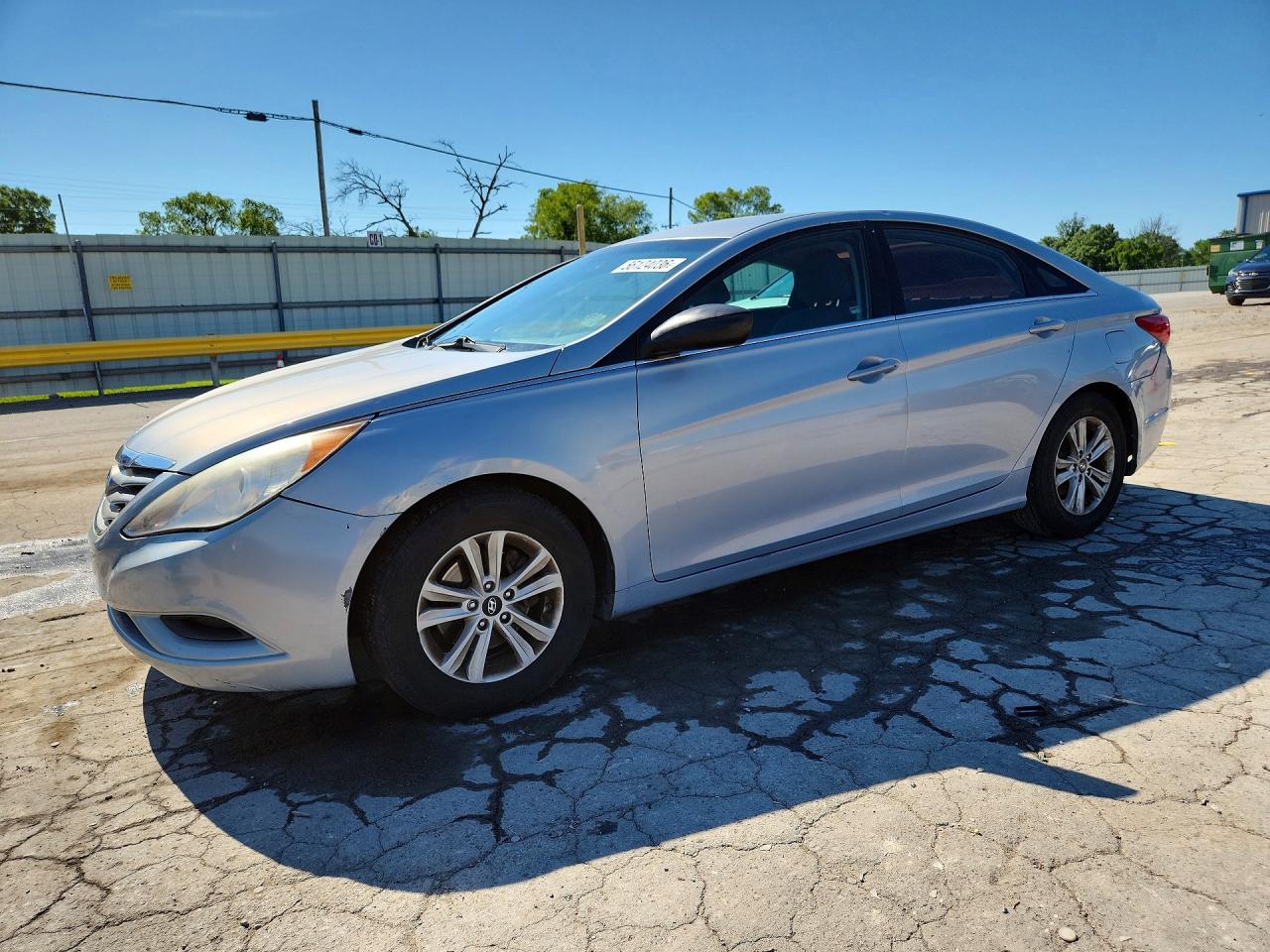 Salvage Hyundai SONATA Image
