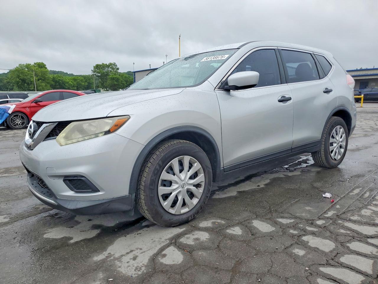 Salvage Nissan Rogue Image
