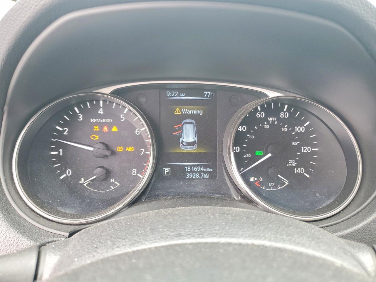 Nissan Rogue S