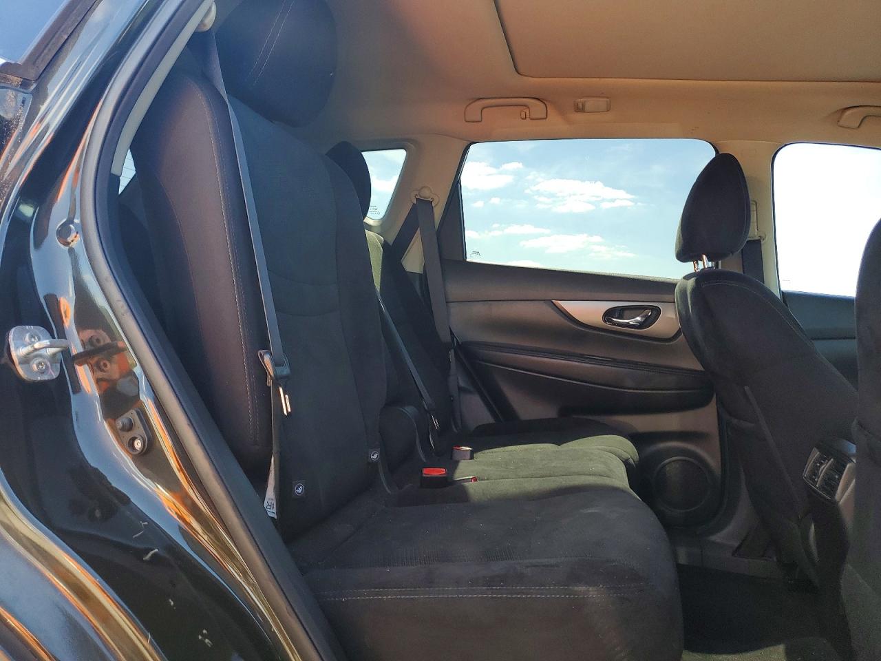 Nissan Rogue Sv