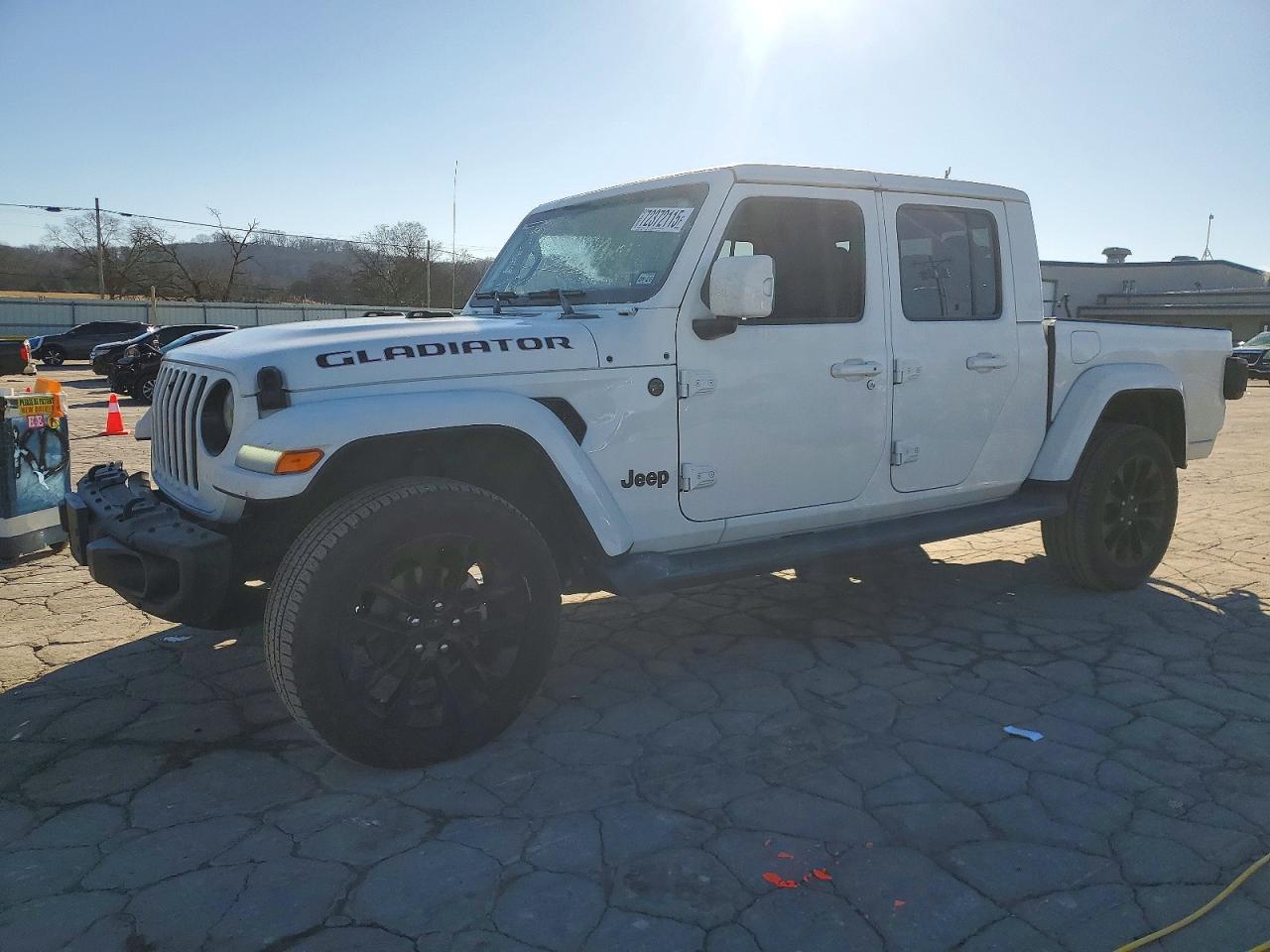 Salvage Jeep Gladiator Image