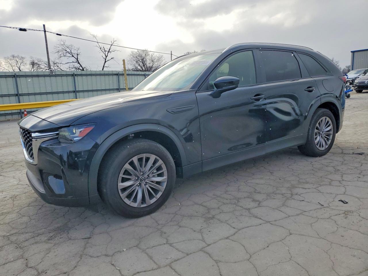 Salvage Mazda Cx Image