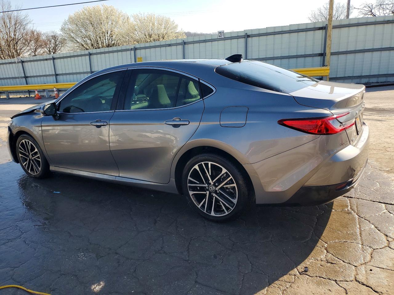 Toyota Camry Xle