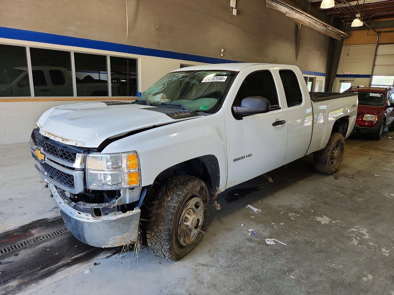 Salvage Chevrolet Silverado Image