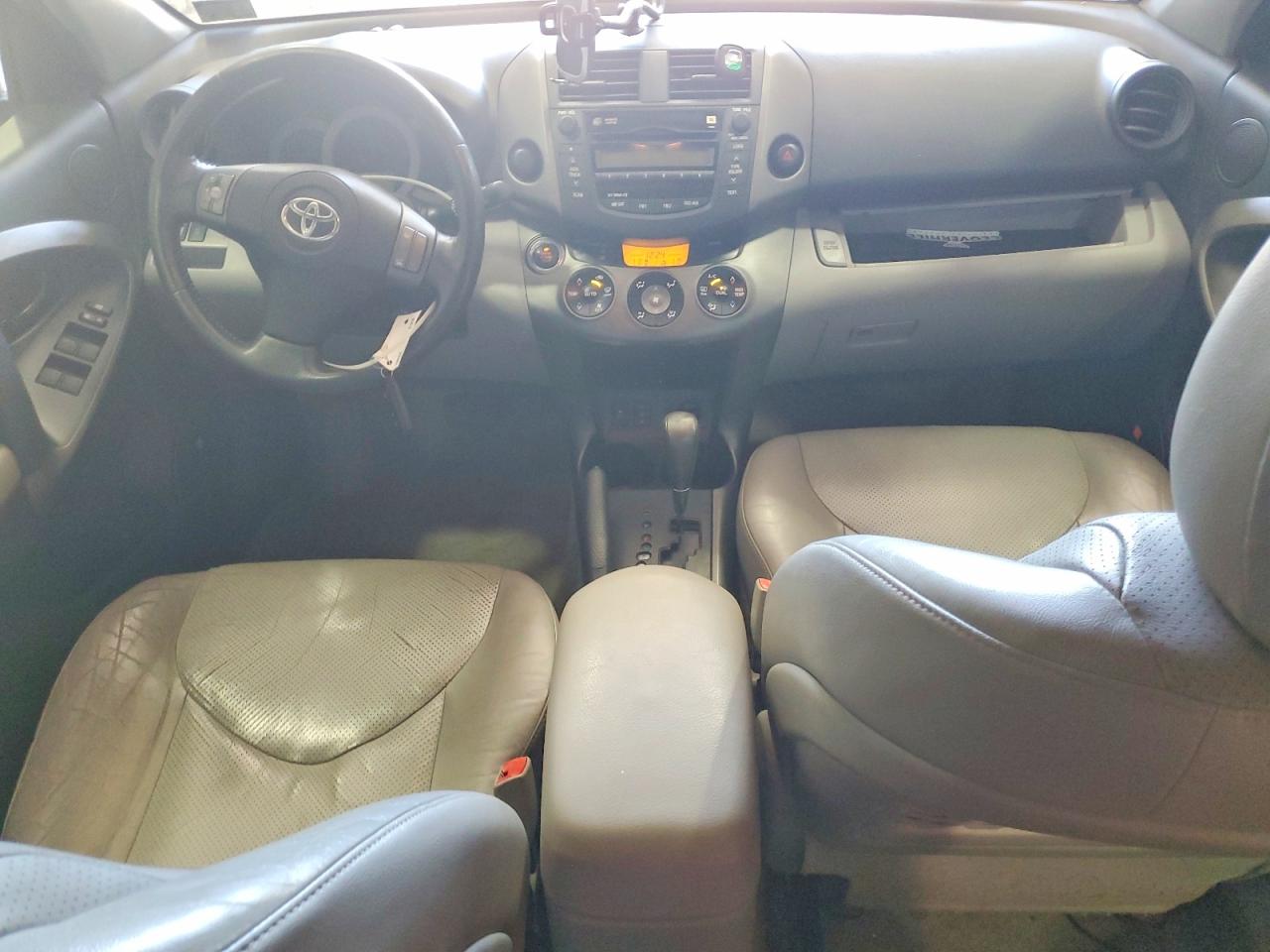 Toyota RAV4 Limited