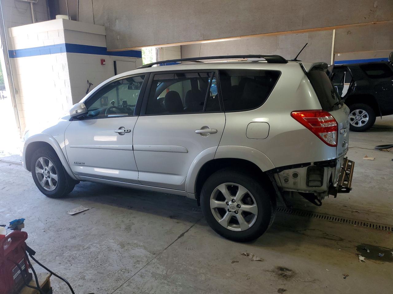 Toyota RAV4 Limited