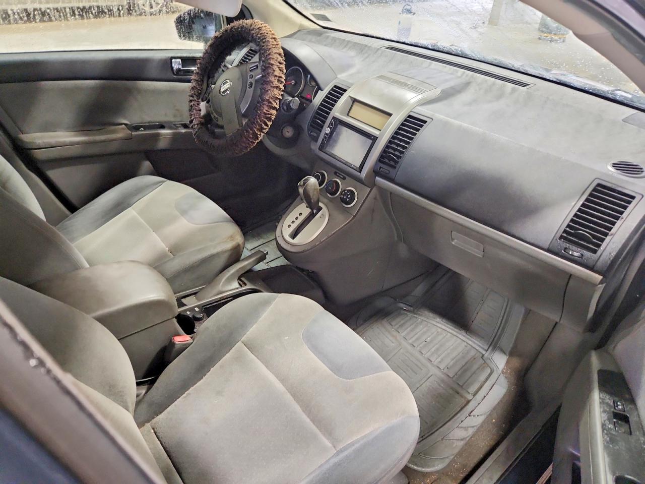 Nissan Sentra 2.0