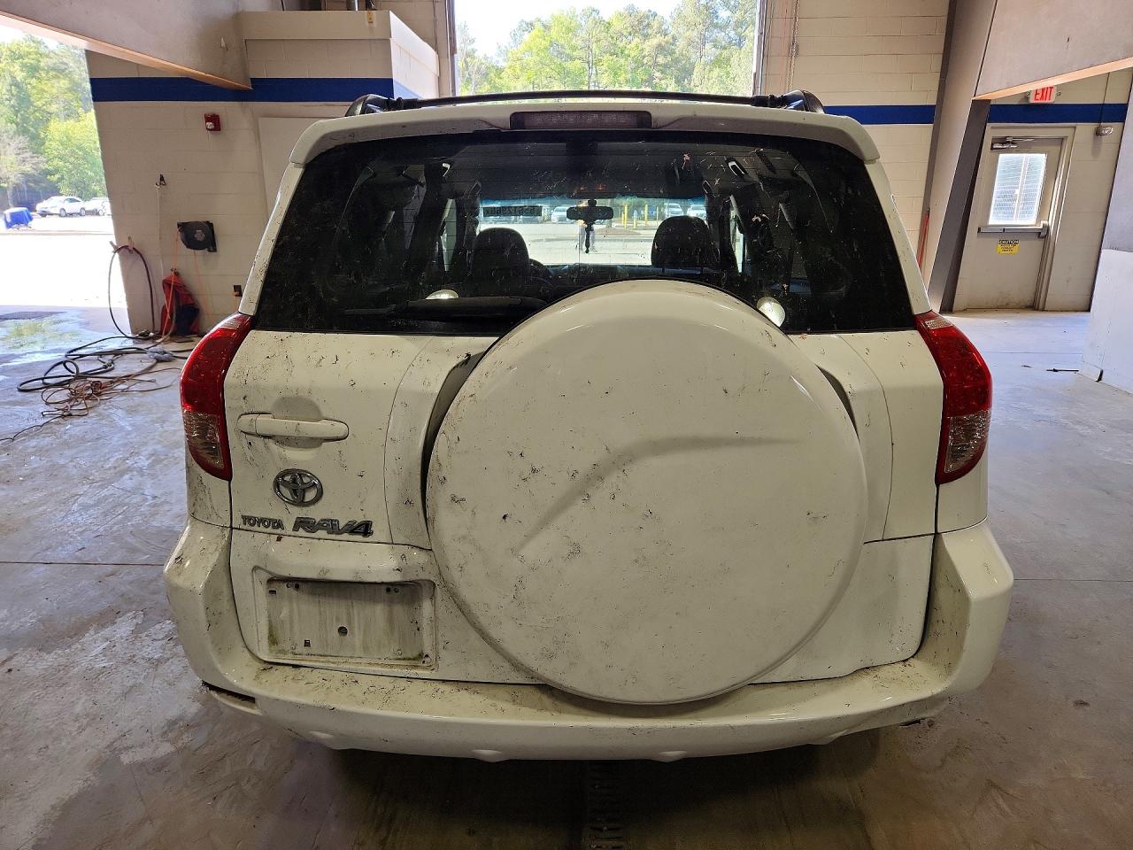 Toyota RAV4 Base