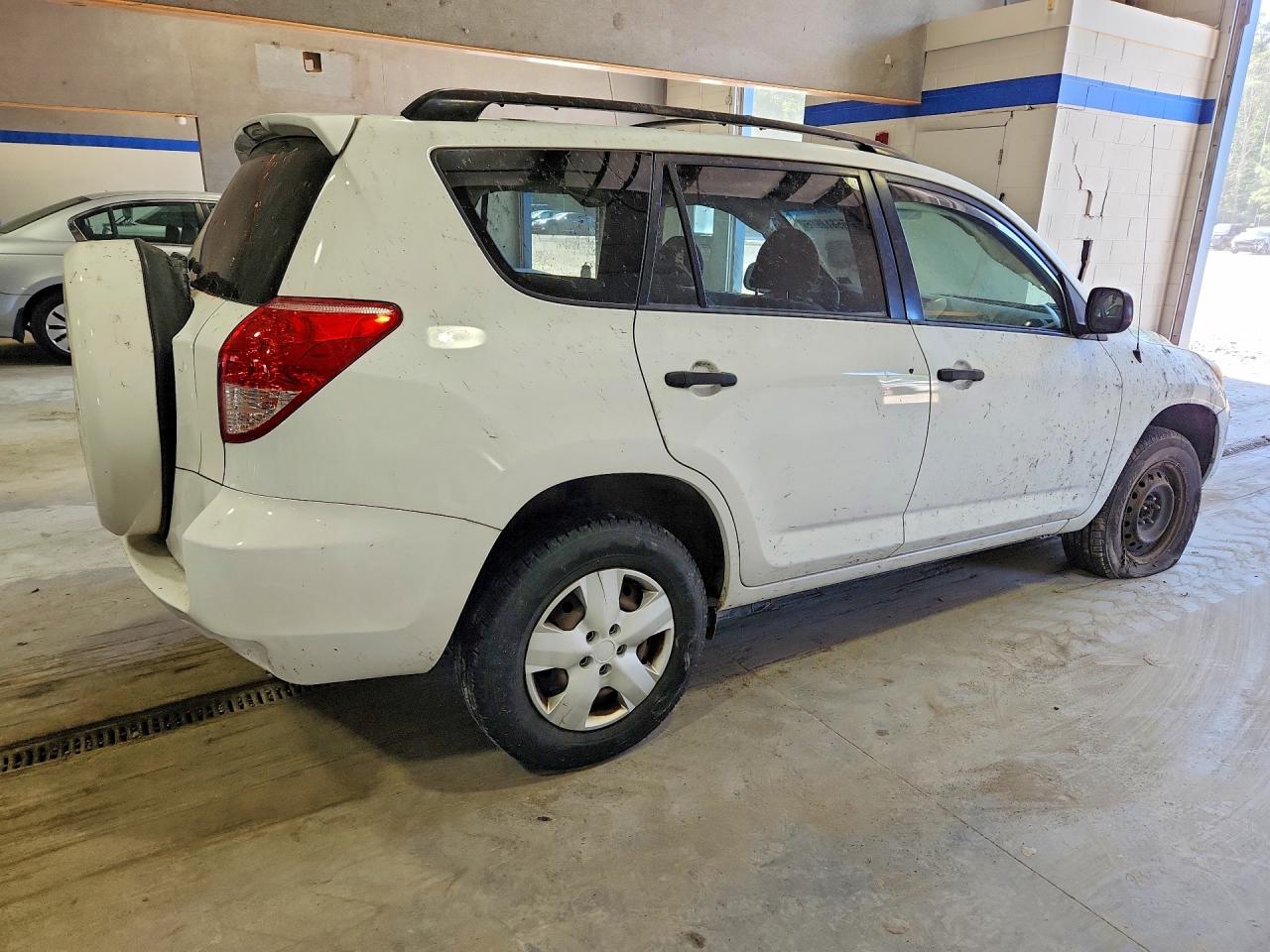 Toyota RAV4 Base