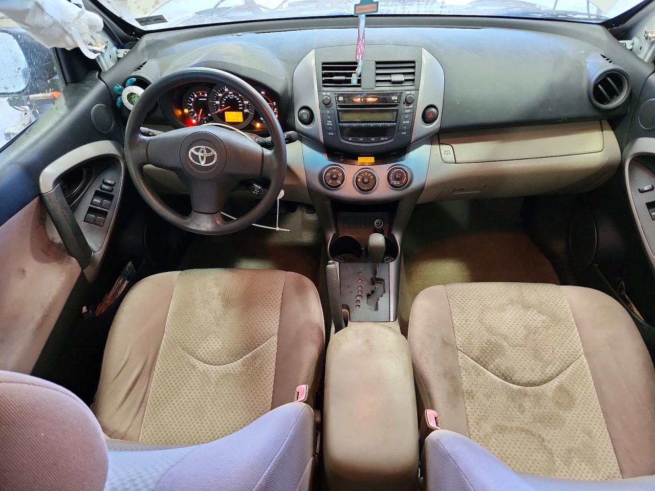 Toyota RAV4 Base