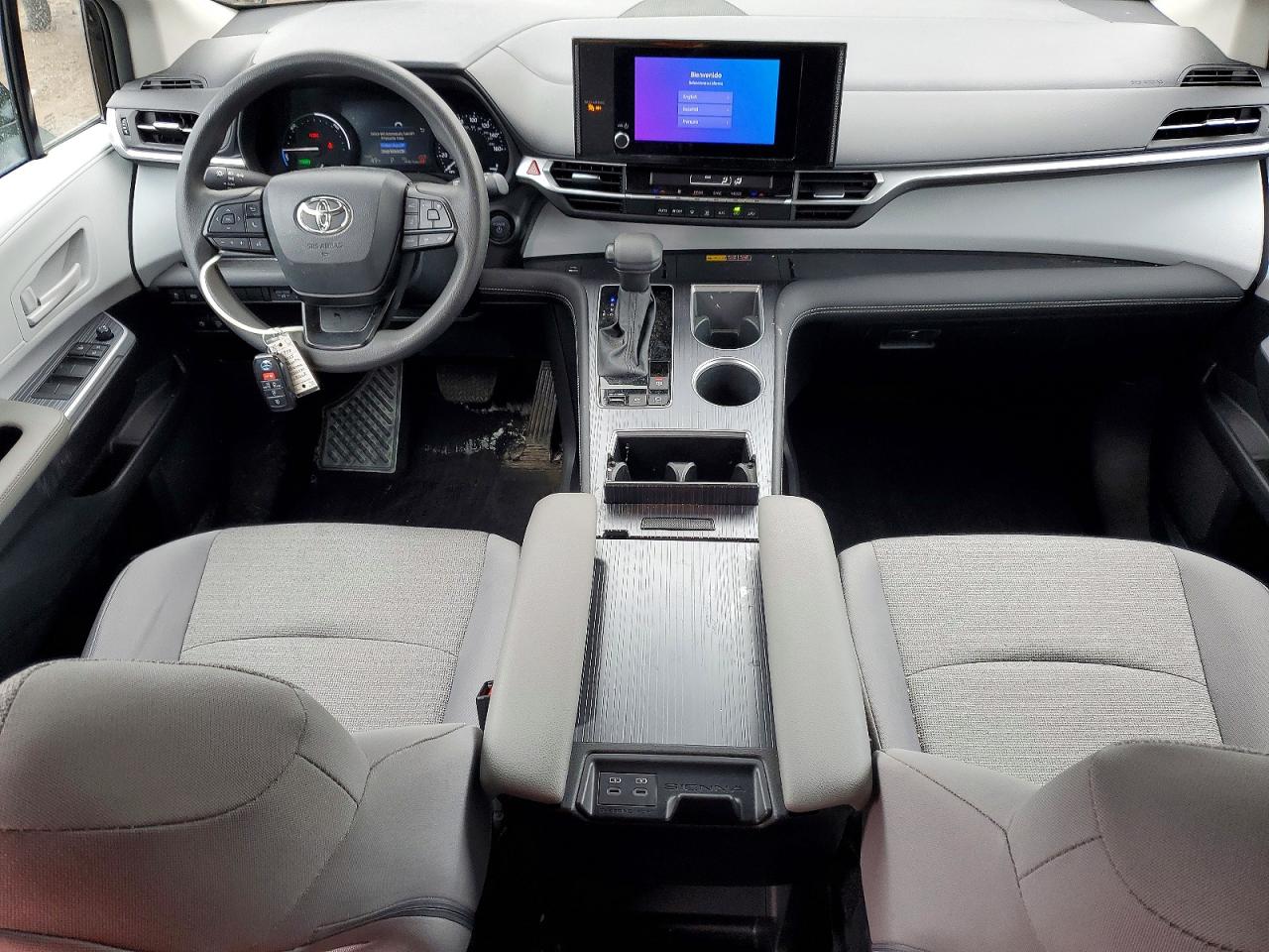 Toyota Sienna Le