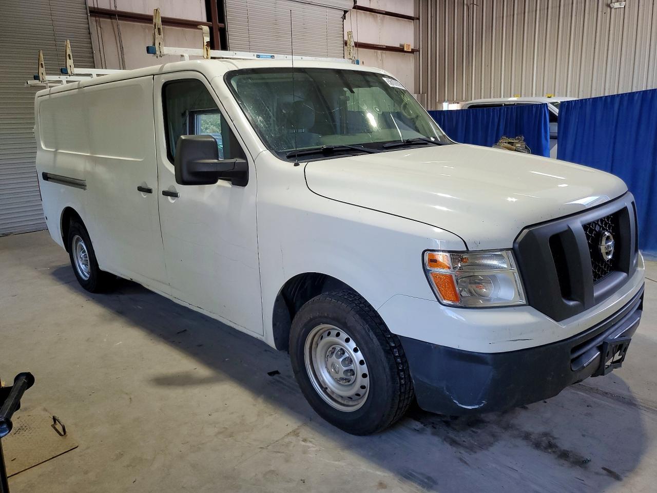 Nissan Nv 2500 Hd S