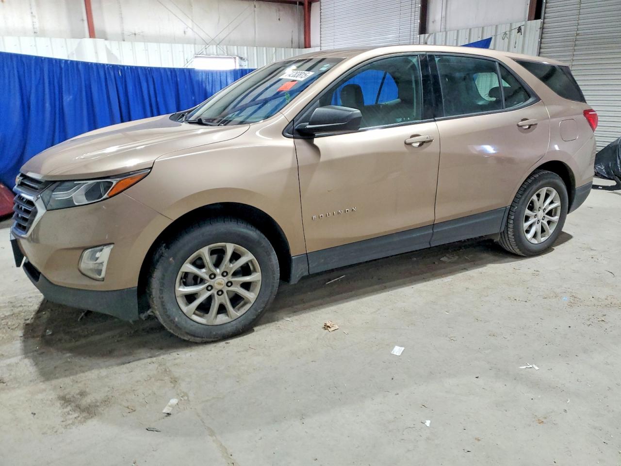 Salvage Chevrolet Equinox Image