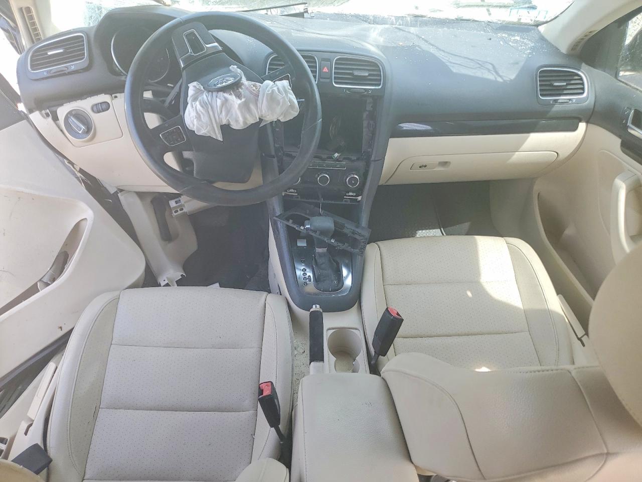 Volkswagen Jetta S