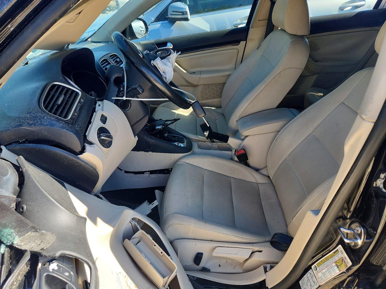 Volkswagen Jetta S