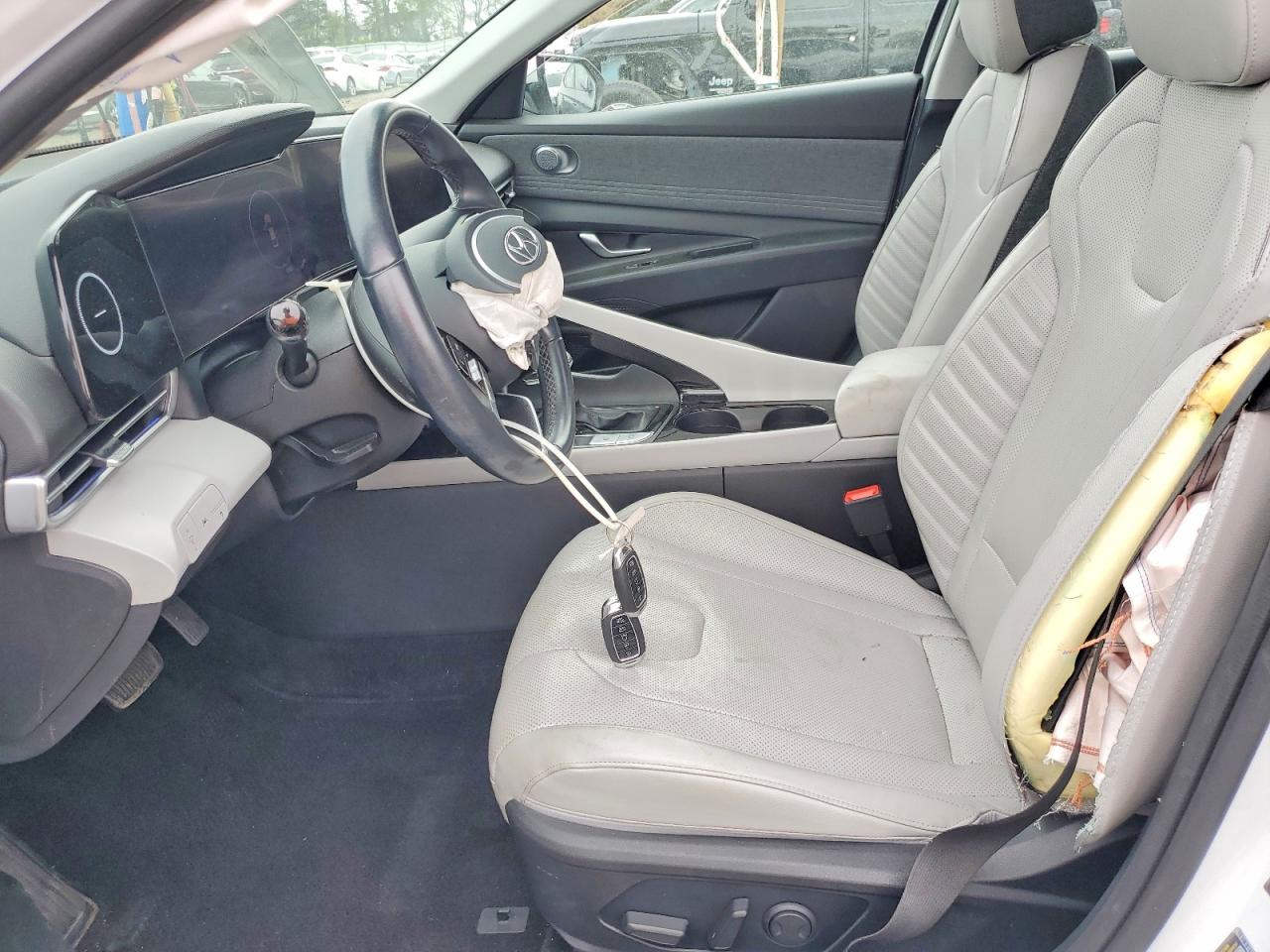 Hyundai ELANTRA Limited