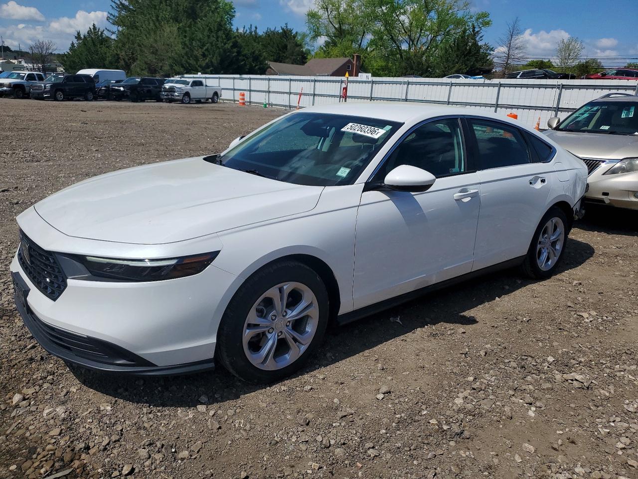 Salvage Honda Accord Image