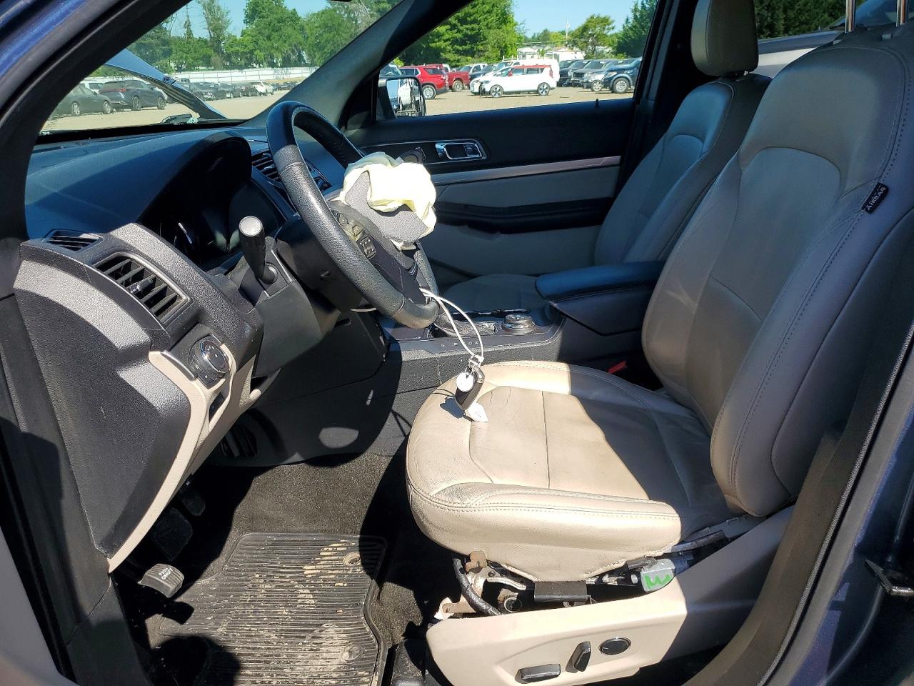 Ford Explorer Xlt