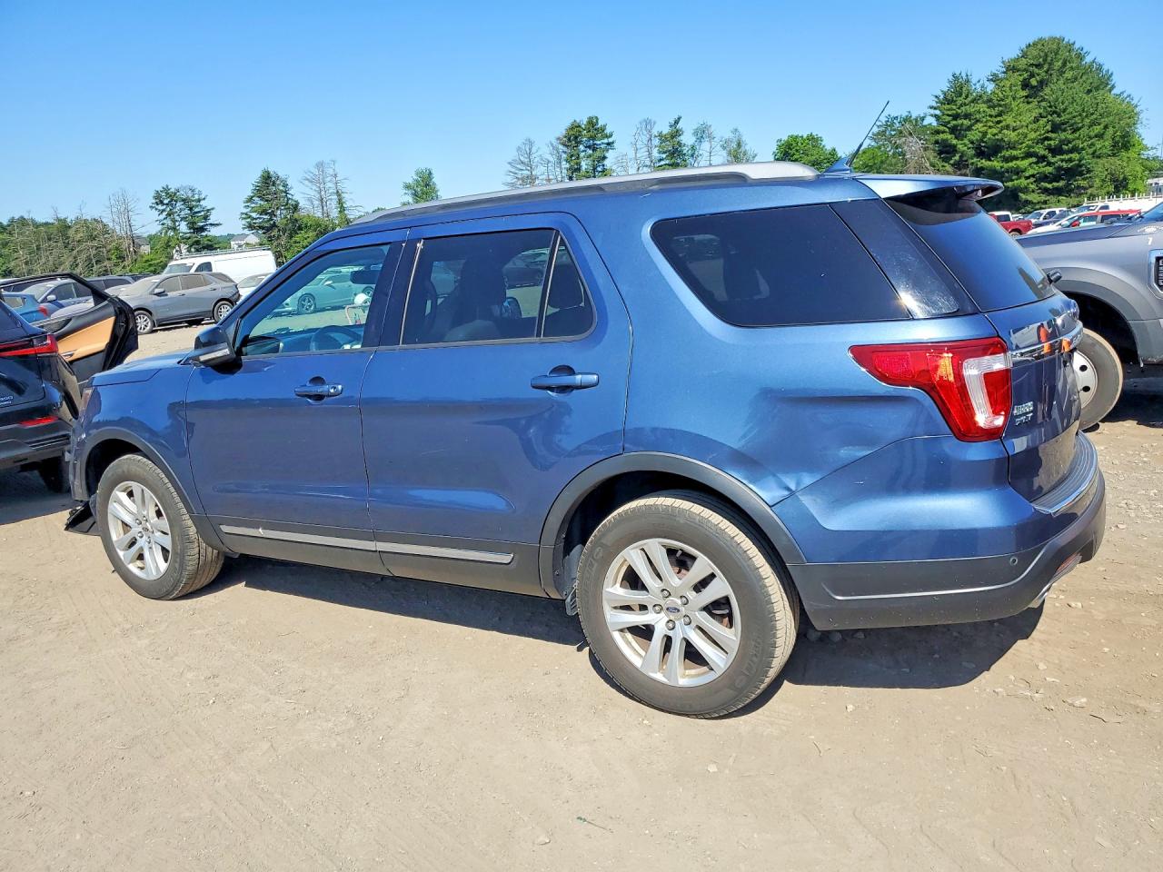 Ford Explorer Xlt