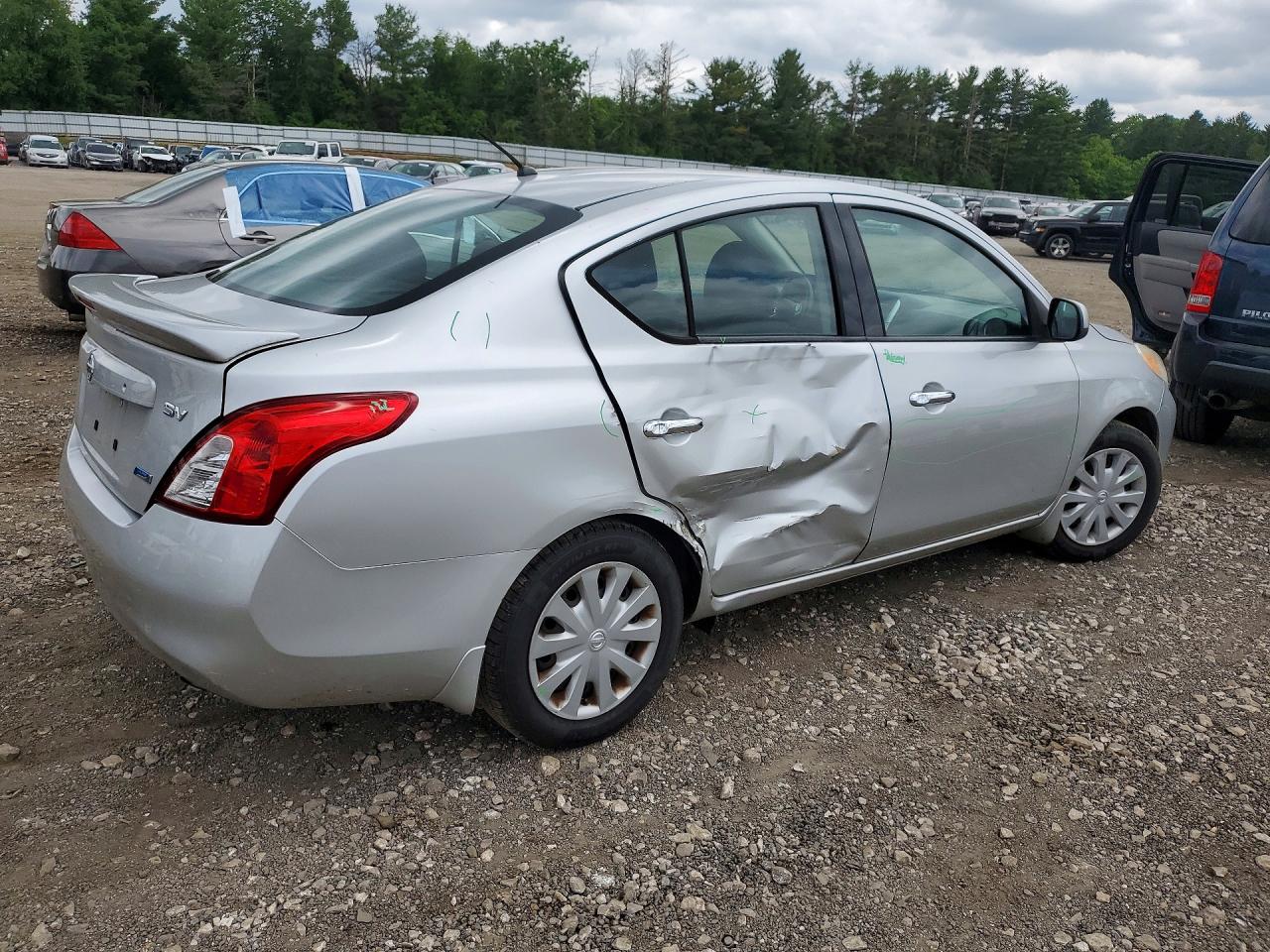 Nissan Versa 1.6 Sv