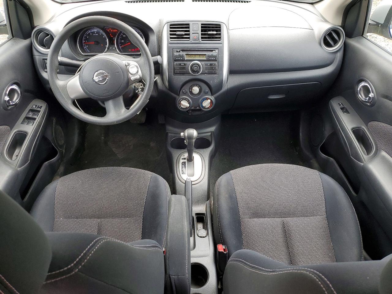 Nissan Versa 1.6 Sv